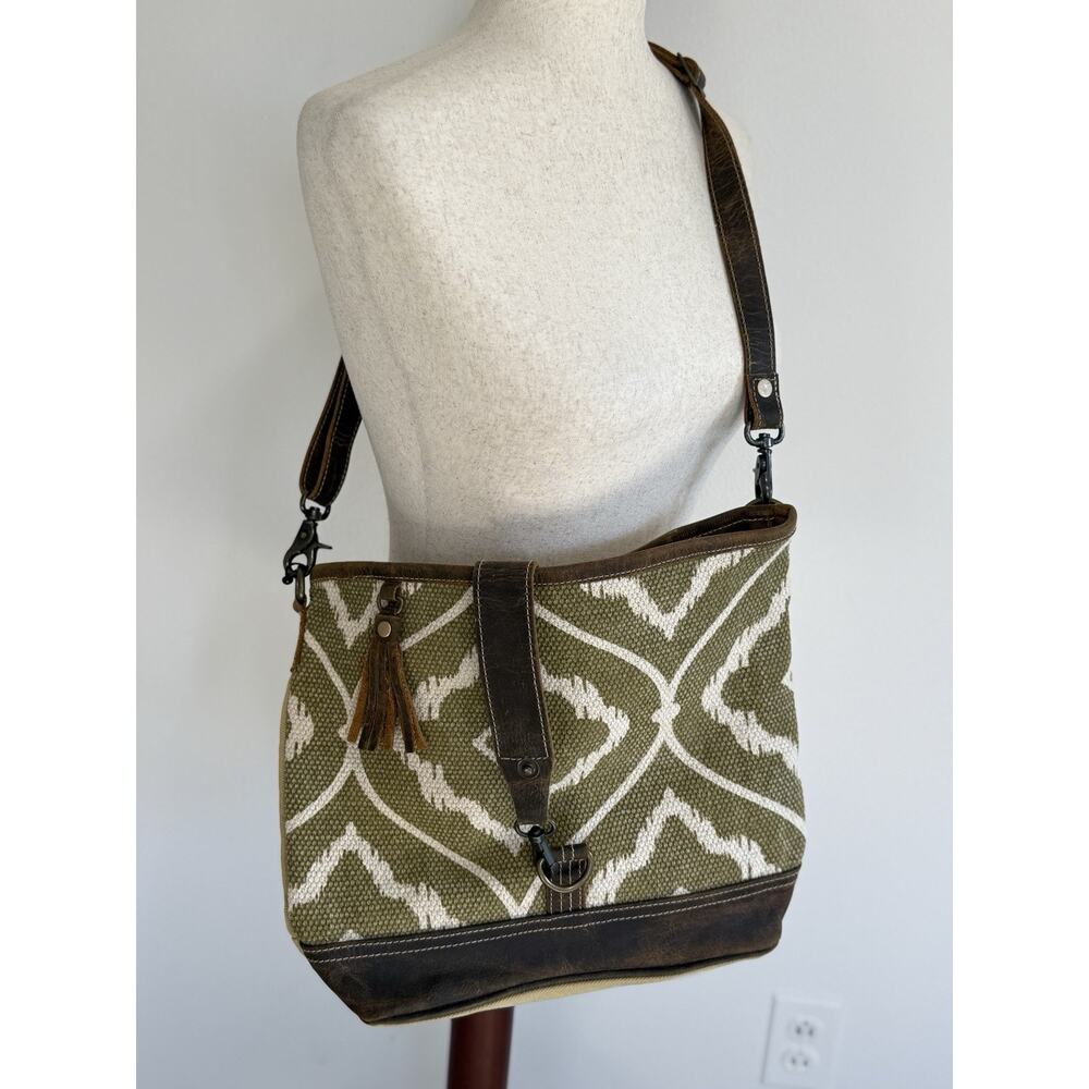 Myra Bag Brown Aesthetics Shoulder Bag S-2228 Handbag Leather Western Style NWT